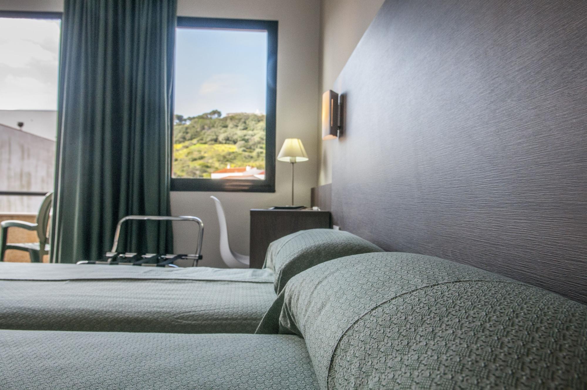 Hotel Loar Ferreries Bagian luar foto