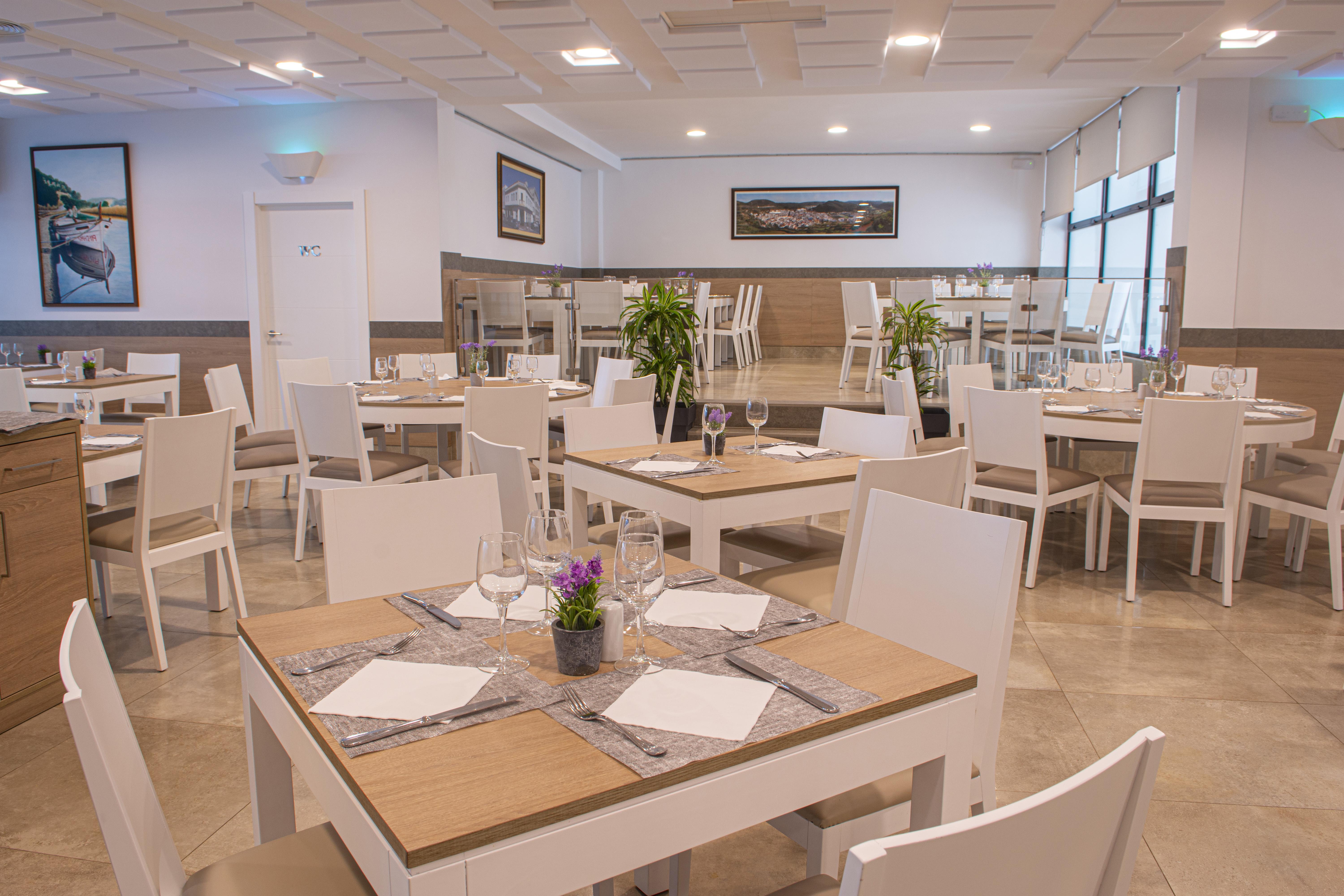 Hotel Loar Ferreries Bagian luar foto