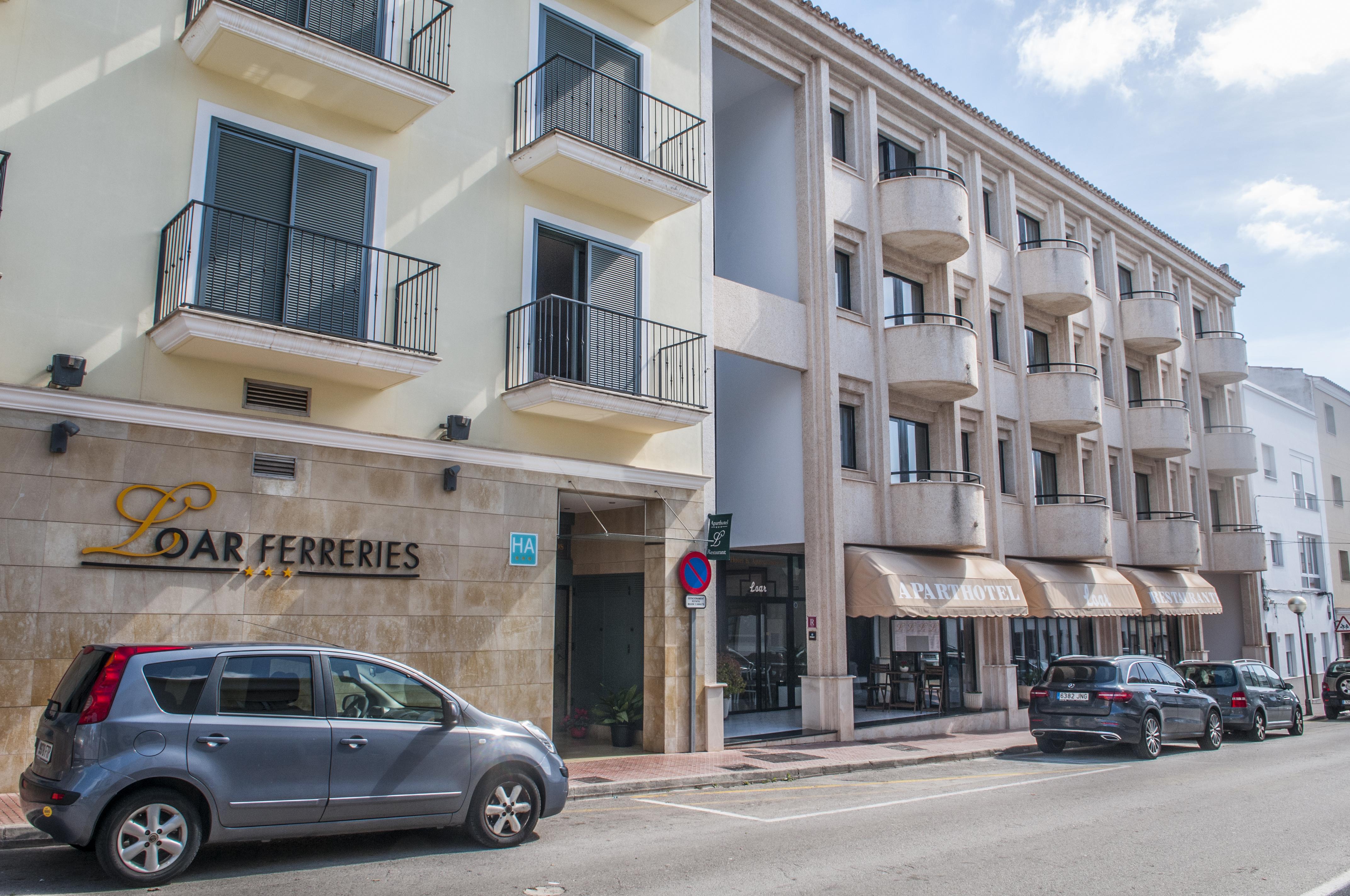 Hotel Loar Ferreries Bagian luar foto