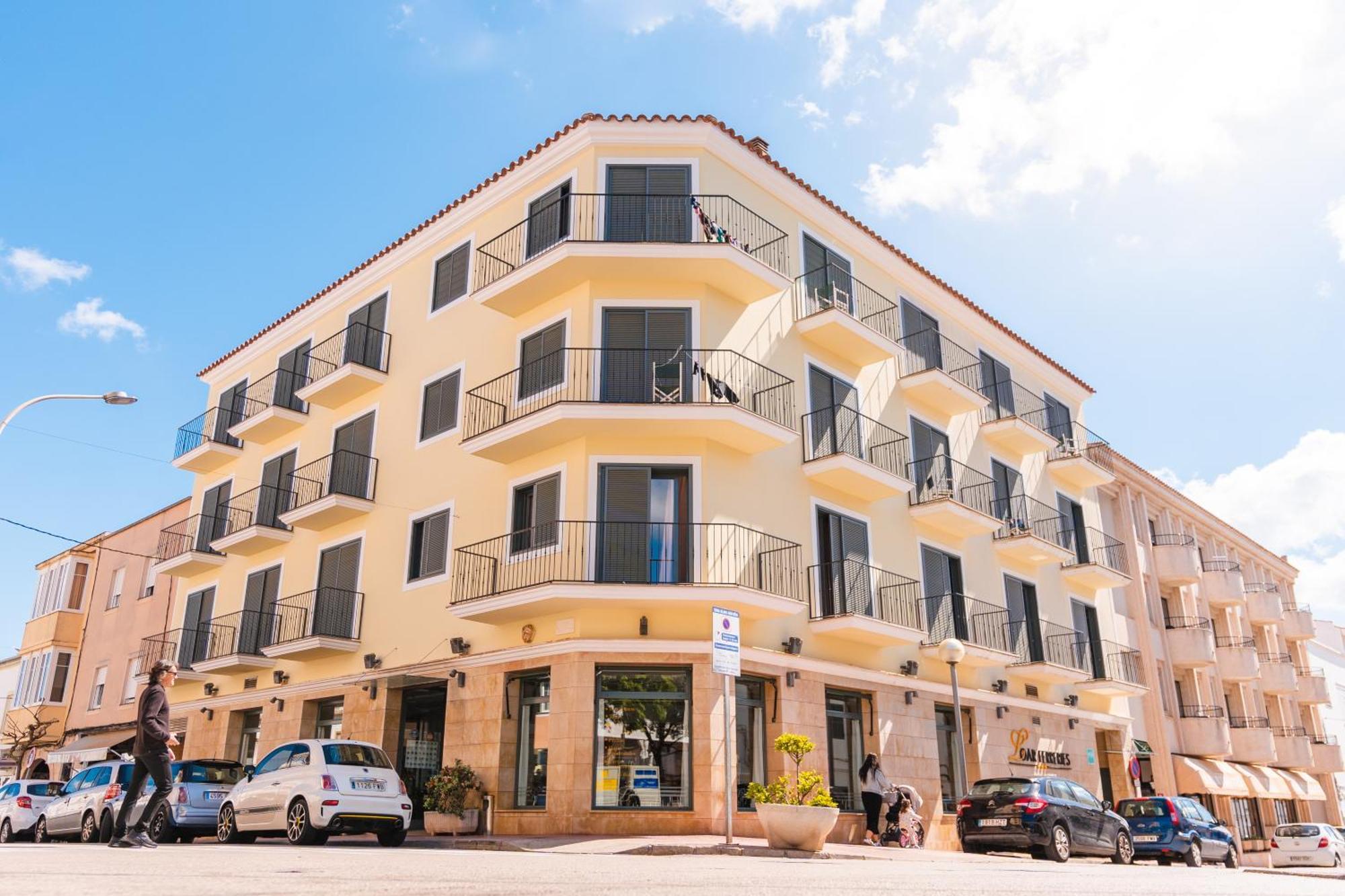 Hotel Loar Ferreries Bagian luar foto