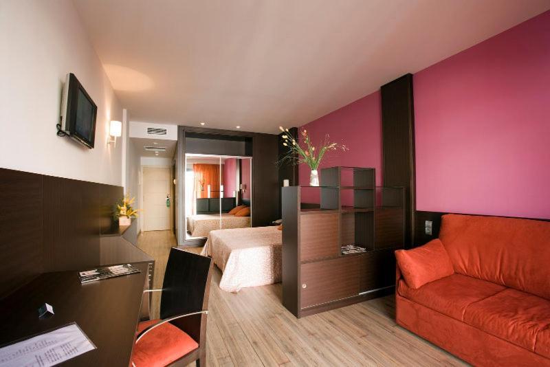 Hotel Loar Ferreries Ruang foto
