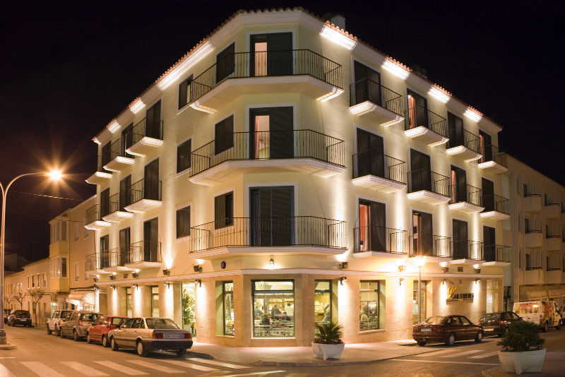 Hotel Loar Ferreries Bagian luar foto